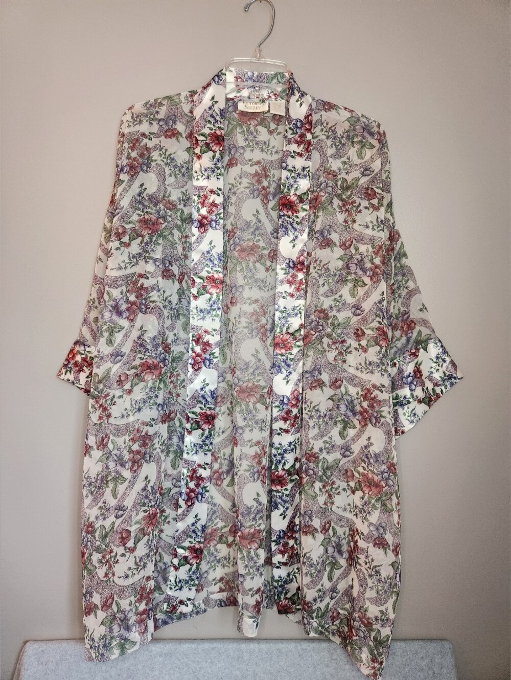Vintage Victoria Secret Gold Label Floral Sheer Kimono Robe- One Size